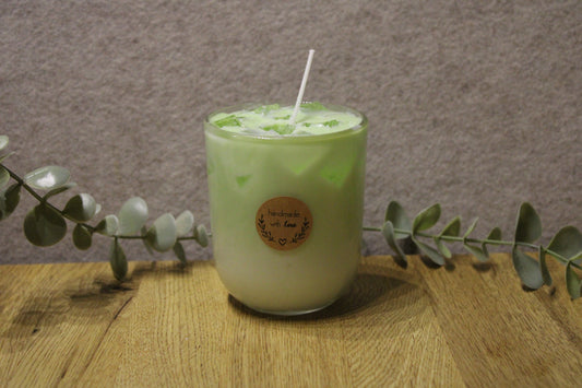 Iced Matcha Latte Kerze